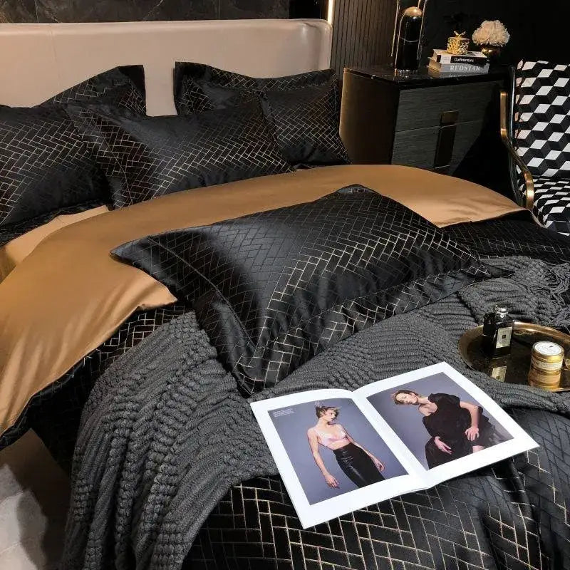 Luxury Black Gold Jacquard Egyptian Cotton Bedding Set - 4/6 Pcs